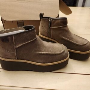 UGG Women's Cityfunc Ultra Mini Brand New